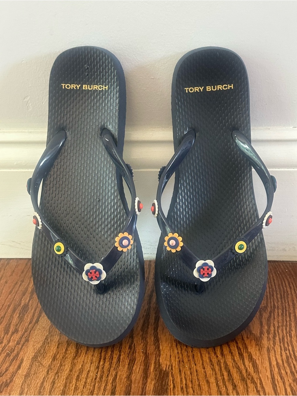 Tory Burch Marguerite 2 Rubber Jelly Flip Flop - Picture 5 of 11